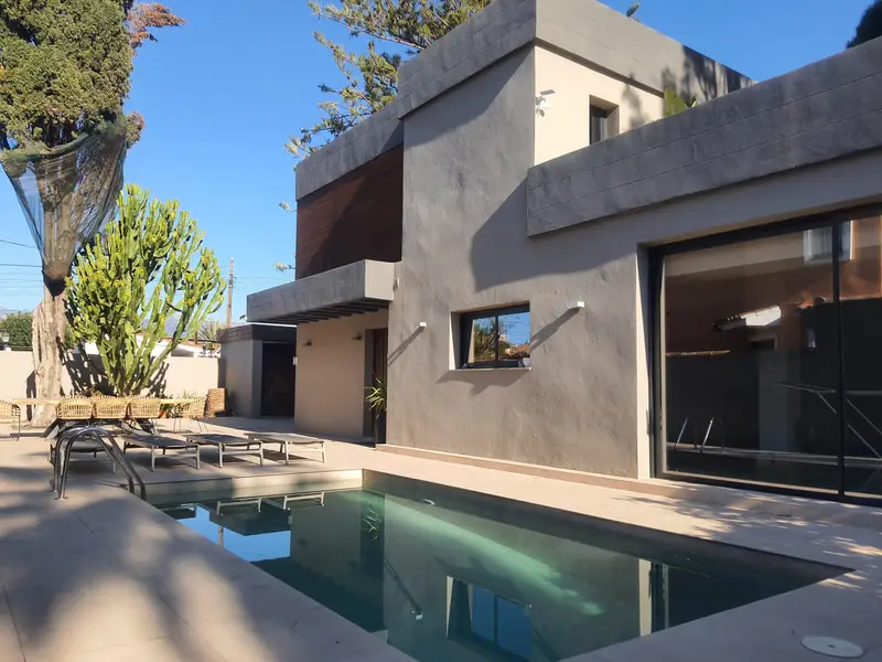 Casa-Villa de 4 Dormitorios alquiler Marbella, España