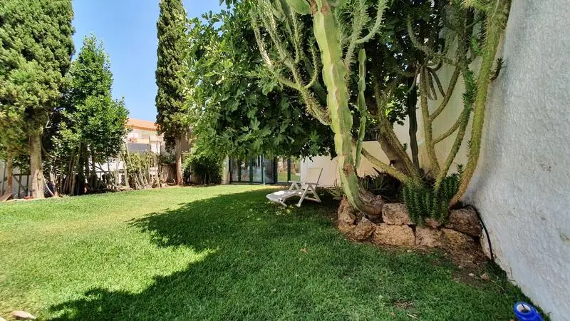 Casa Adosada en Zalea Malaga 2 Dormitorios 2 Baños Jardin