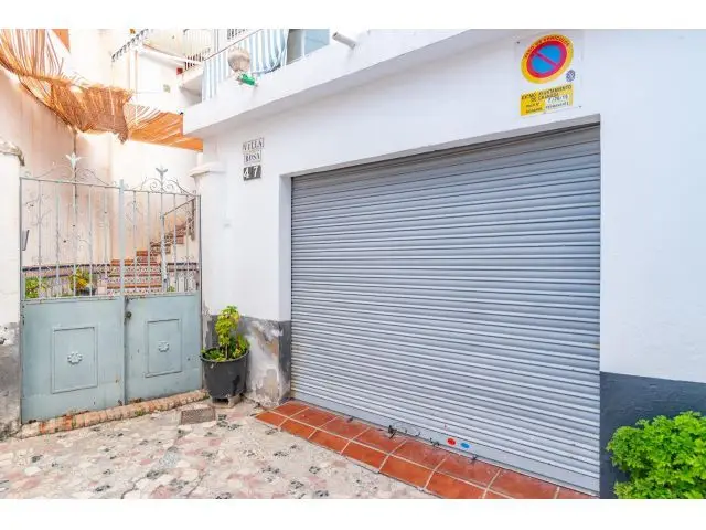 Casa Cueva con Terreno en Barranco del Abogado Granada