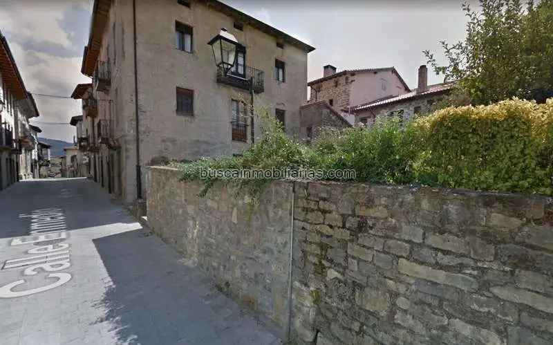 Parcela Urbana en Venta Artziniega Centro 112m2 Edificabilidad 335m2