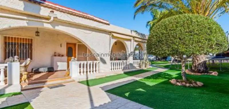 Villa de Lujo en Quesada 5 Dormitorios Piscina Climatizada