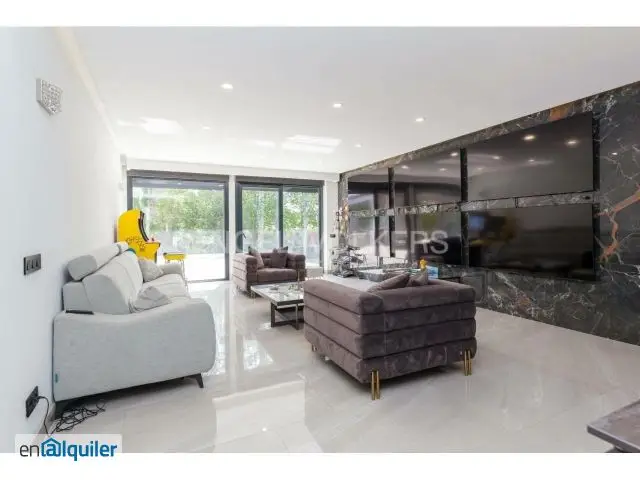 Alquiler Casa Lujo Somosaguas 5 Dormitorios Piscina