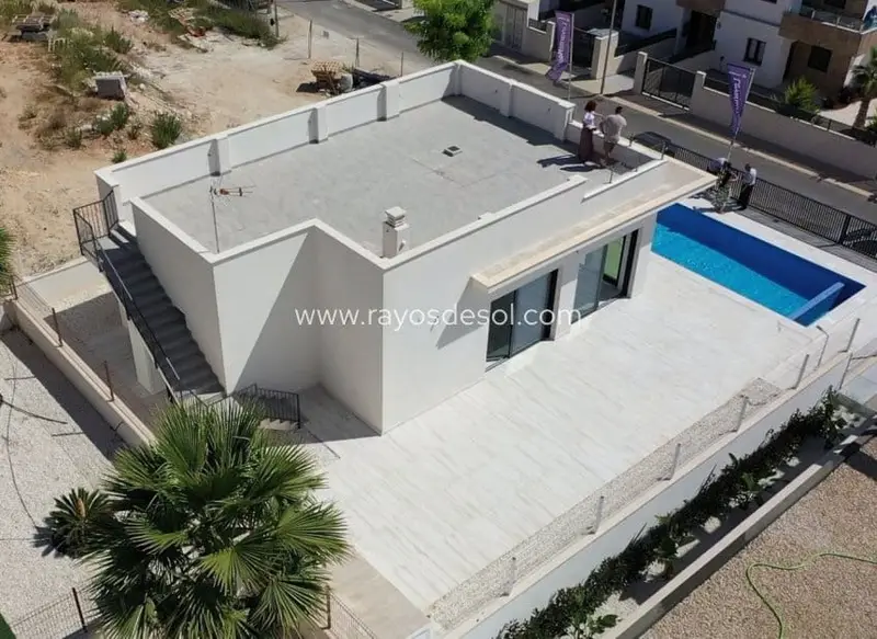 Chalet en Venta en Polop Alicante Villa de Lujo