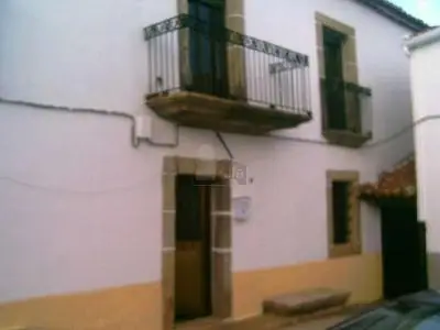 Chalet en La Granja con Jardin y Corrales Ideal Casa Rural