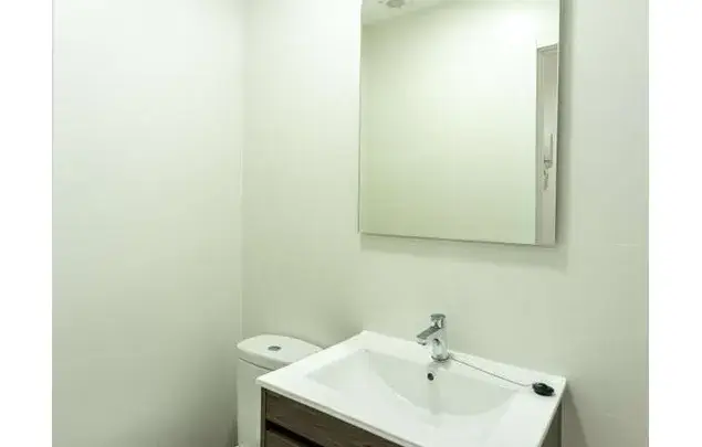 Rent a room of 75 m² in Madrid