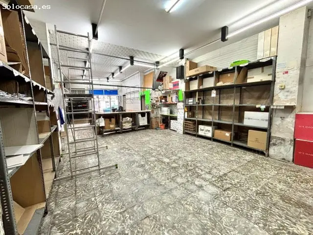 Local Comercial en Avenida Principal 107m2