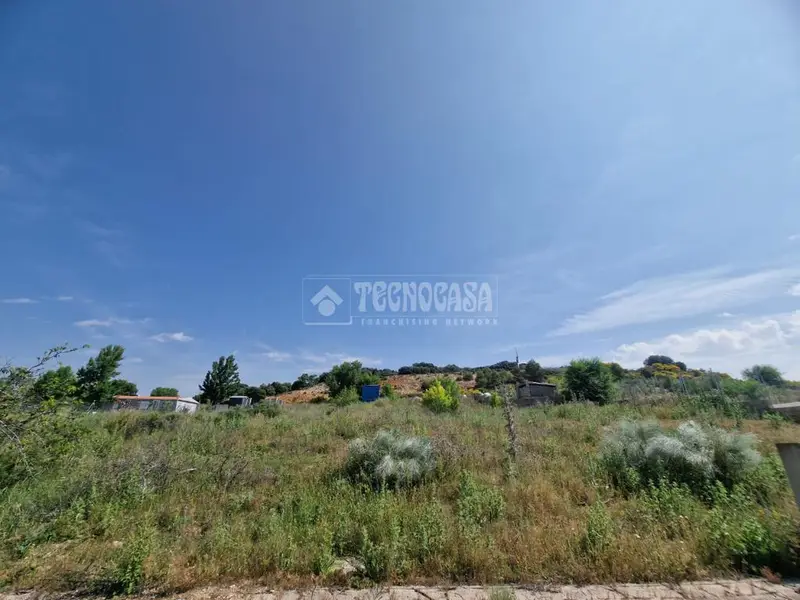 Terreno en Venta Yebes Valdeluz 150m2