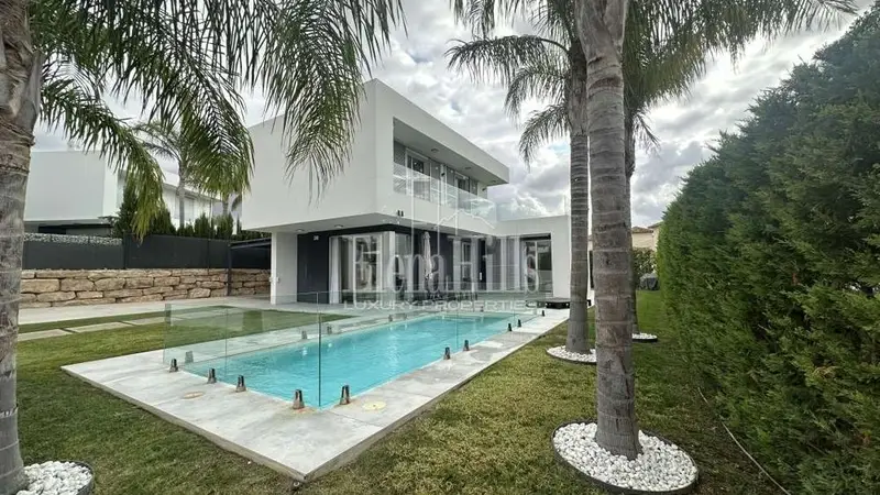 Villa Moderna en Finestrat Costa Blanca