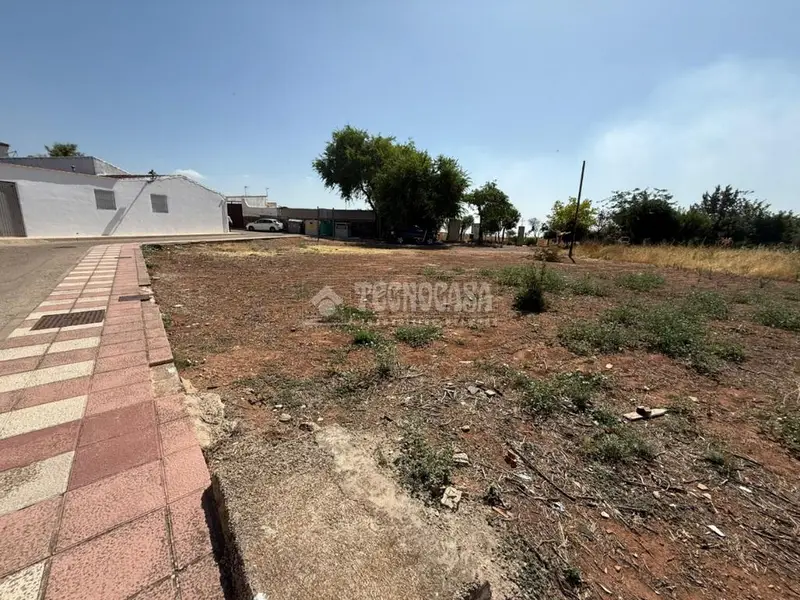 Terreno en Venta Navas de Tolosa 200m2 Esquina