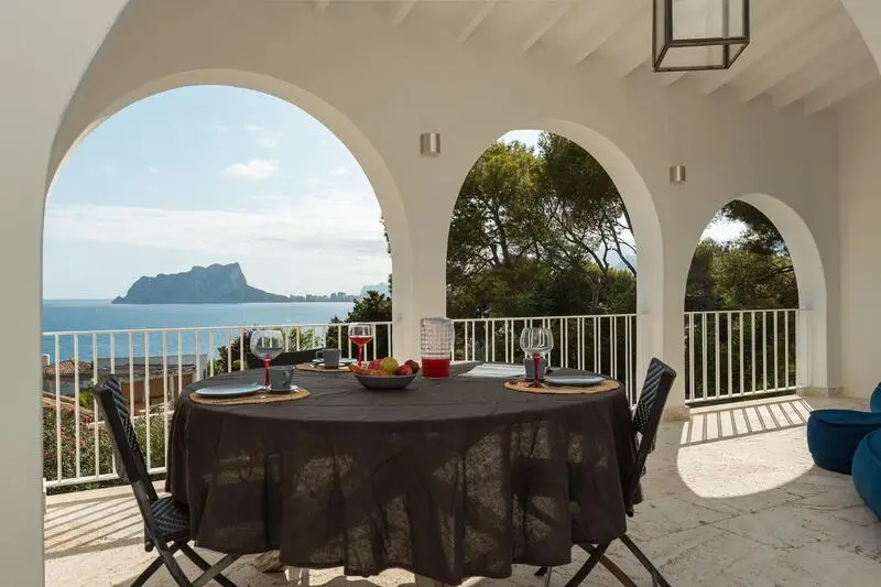 Villa Mediterranea en Venta Moraira