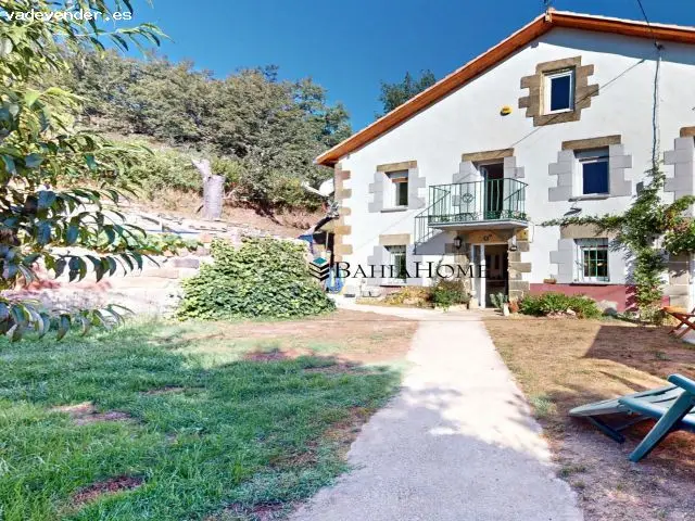 Casa de Piedra Reformada en La Puente del Valle Cantabria