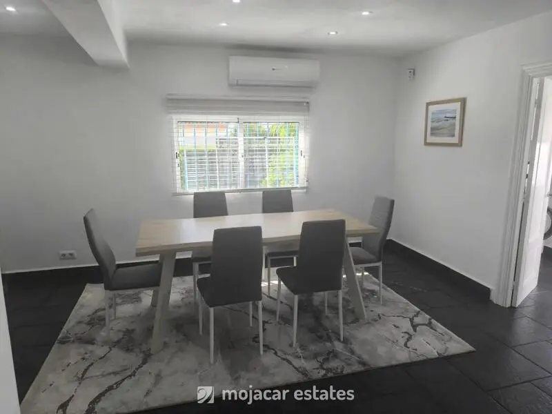Villa en Venta en Vera Almeria 3 Dormitorios Piscina
