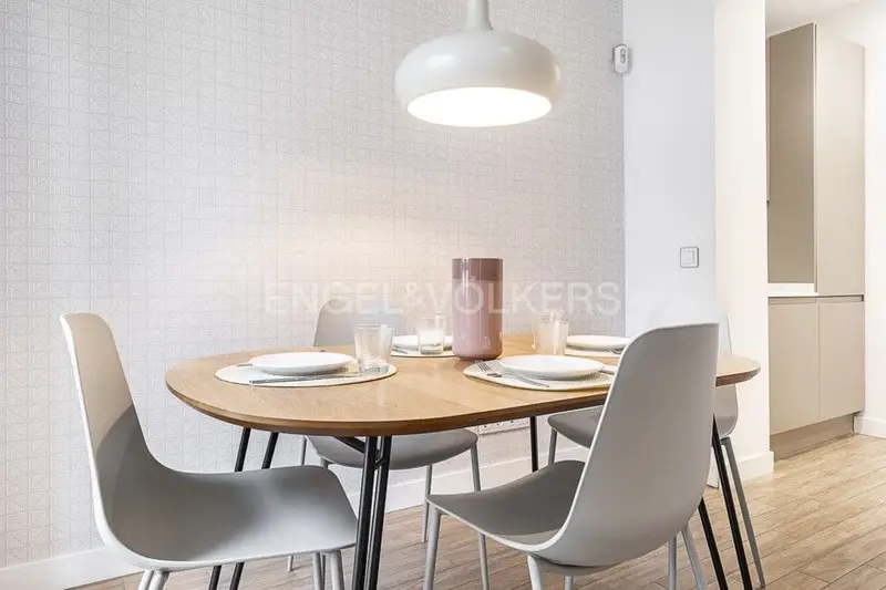 Apartamento Amueblado en Rios Rosas Madrid