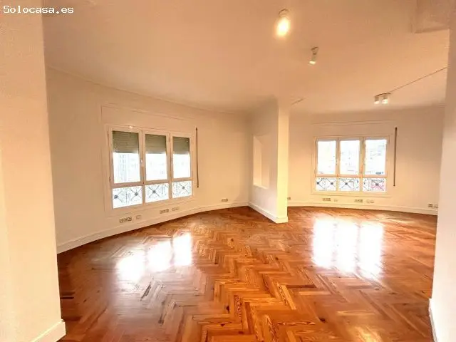 Oficina en Alquiler en Via Augusta Barcelona 163m2 Duplex