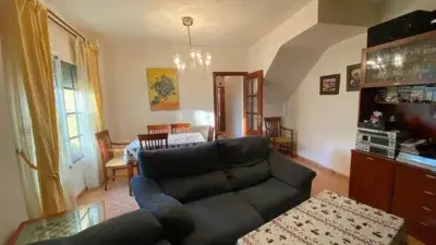 Chalet en Venta Los Barrios 141m2 3 Plantas Garaje Azotea