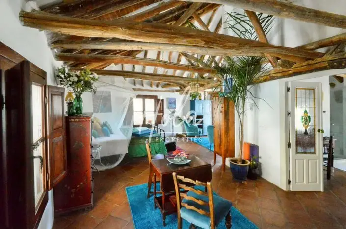 Casa Rural de Lujo con 5 Dormitorios en Saleres
