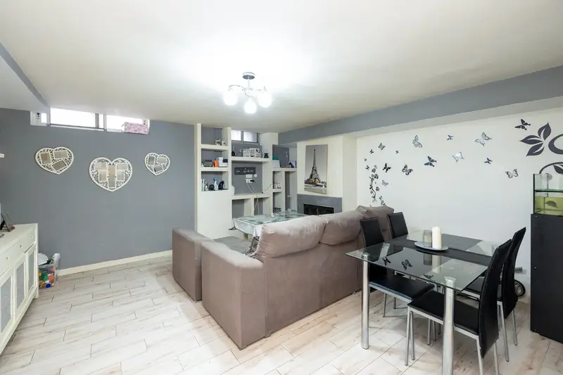 Casa en Venta Urbanizacion Monteluz Peligros 4 Dormitorios Piscina Garaje