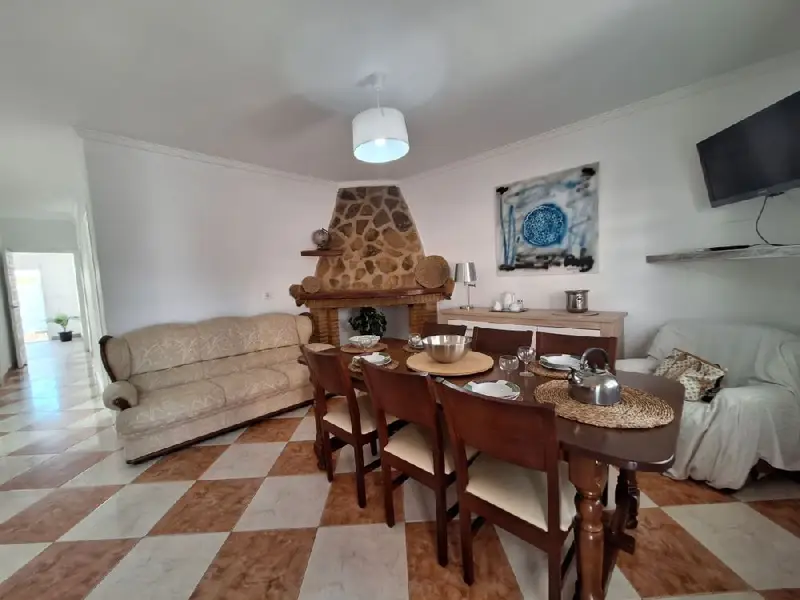 Chalet Reformado en Playa Oliva Cerca del Mar