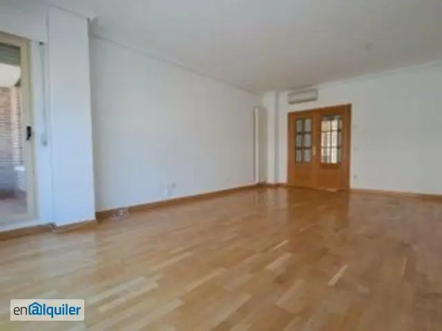 Alquiler piso garaje y ascensor Carralero