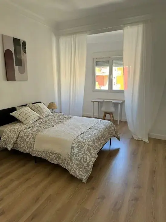 Apartamento 7 dormitorios 1 ba
										
										
										
										
										
										
										
										
										
										
										
										
										
										
										
										
										
										
										
										
										
										
										
										
										
										
										
										
										
										
										
										
										
										
										
										
										
									 Valencia