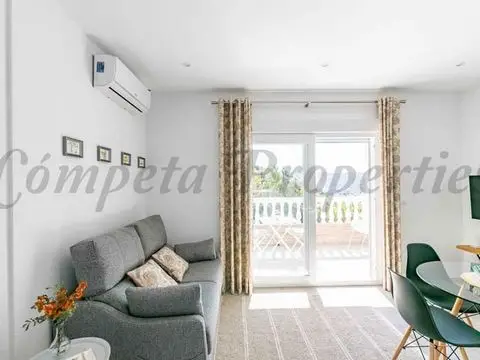 Apartamento 1 Dormitorio Alquiler Competa