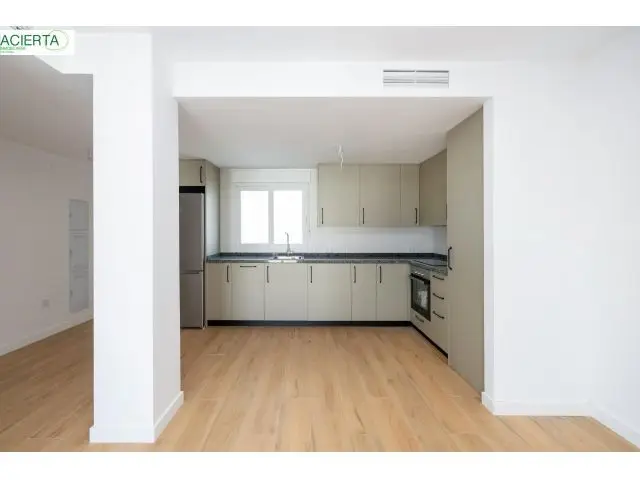 Apartamento 2 Dormitorios La Zubia Obra Nueva