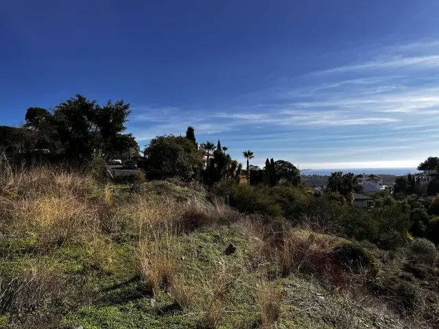Terreno en venta Benahavis, España
