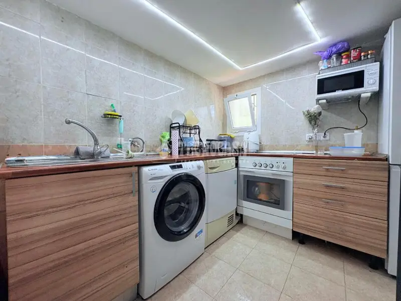 Casa Pareada en Pinto con dos Plantas Independientes