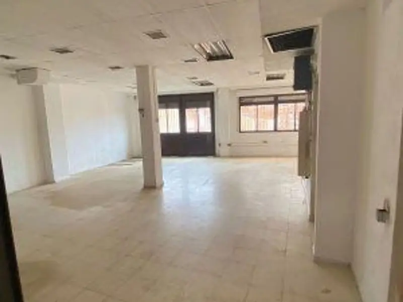 alquiler Local Comercial en San Isidro, Carabanchel (701319)- Globaliza