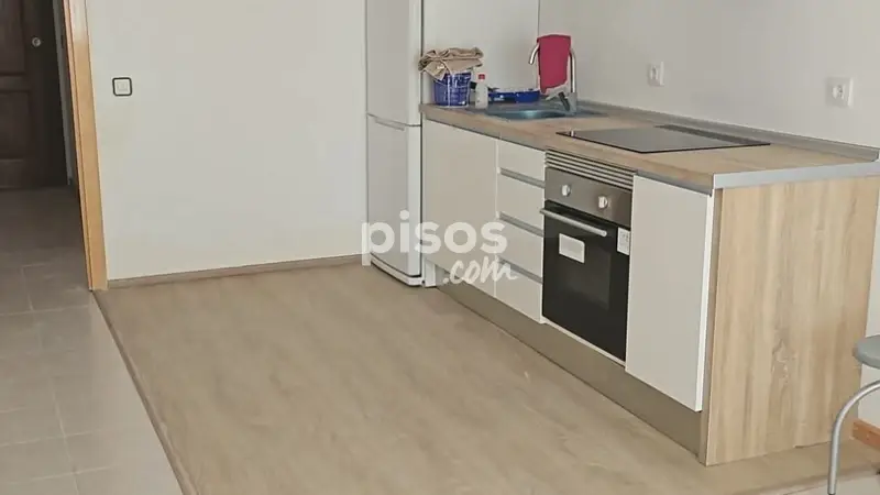 Apartamento en venta en La Pineda 2 habitaciones terraza reformado