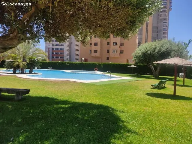 Piso 4 Dormitorios Benidorm 140m2 Terraza Garaje Piscina