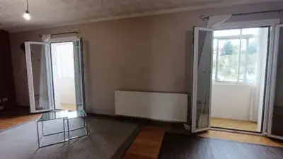 Chalet en Venta en Cambre Santa Maria 430m2 Jardin 520m2