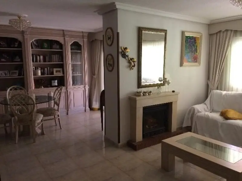 Habitacion Alquiler Alpedrete Familia Estudiantes Jardin Piscina