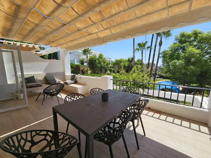 Apartamento 3 Dormitorios en Venta La Quinta Benahavis