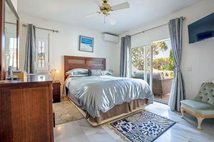 Villa de 3 Dormitorios en Calahonda Cerca de la Playa