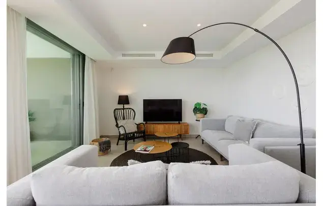 Alquiler Apartamento 2 Dormitorios Estepona 115m2 Vistas al Mar