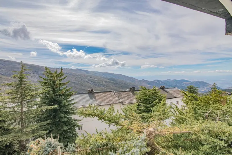 Adosado en Sierra Nevada con Chimenea y Bañera de Hidromasaje