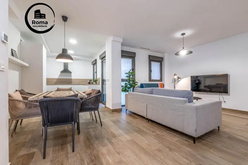 Piso de Lujo en Fórum Granada con Piscina y Garaje