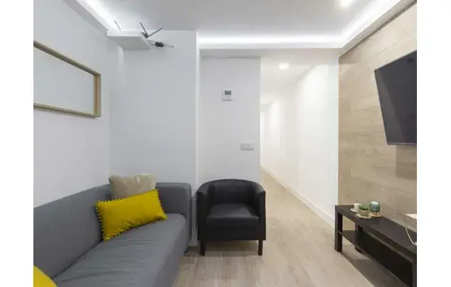 Apartamento Moderno 8 Dormitorios Delicias Madrid