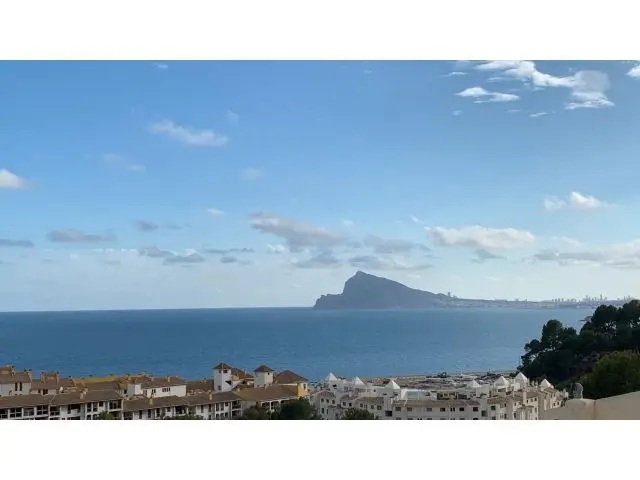 Apartamento con Vistas al Mar de Ensueño