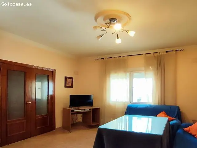 Estupenda Casa a Reformar con Gran Potencial