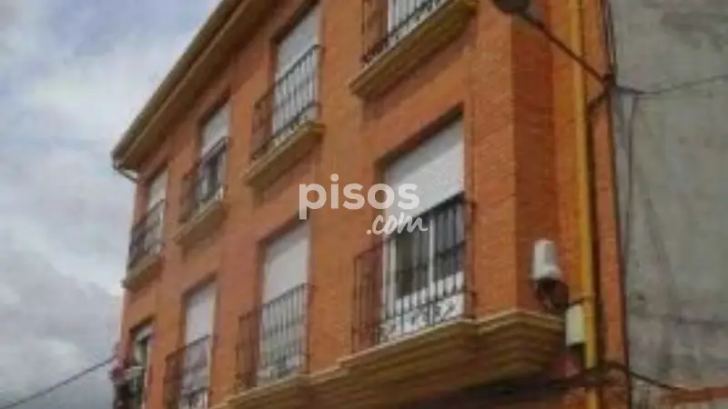 Piso en venta en Calle de la Flor Villarrobledo Albacete