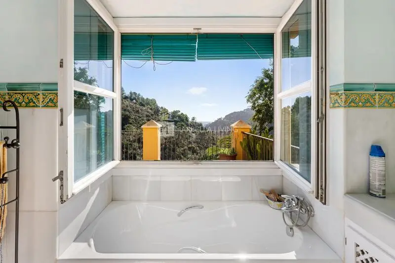Villa de 4 Dormitorios en Benahavis