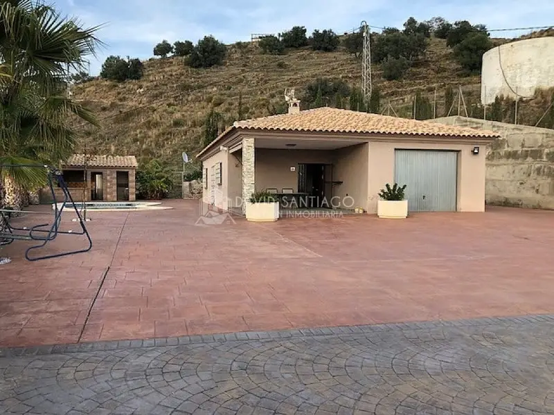 Chalet en alquiler en Algarrobo, Málaga