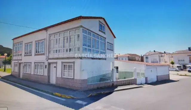 Chalet unifamiliar en venta en Calle Saltiño, Número 185