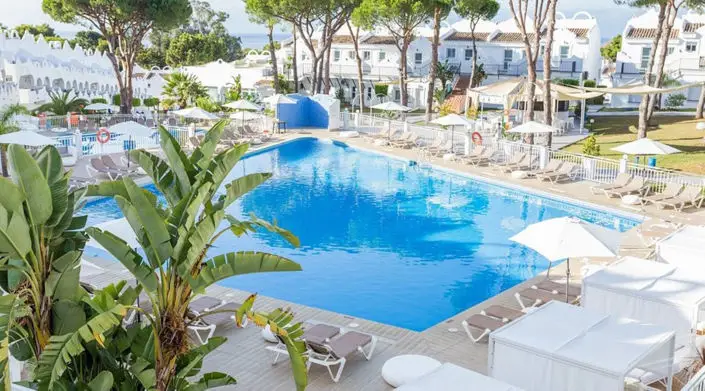 Adosado en Venta 2 Dormitorios Cabopino Marbella