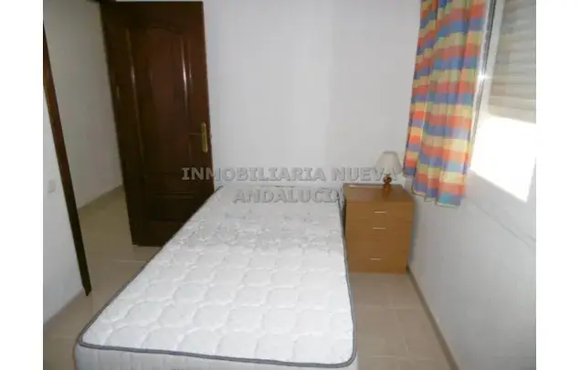 Alquiler piso 4 dormitorios 148m2 Almeria