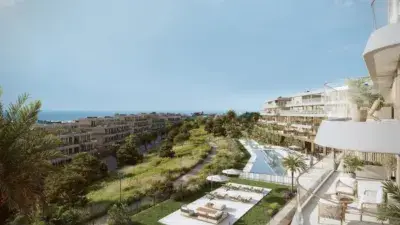 Atico en Venta en Estepona con Vistas al Mar