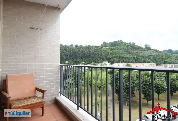 Alquiler Piso Centro Laredo Tres Dormitorios Terrazas Junio Julio Agosto