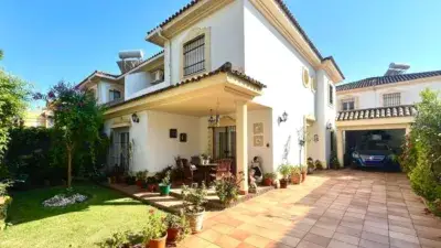 Casa Pareada 5 Dormitorios Pozoalbero